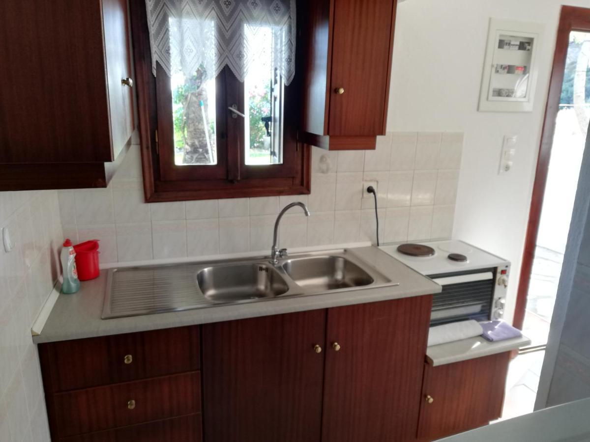 Ferienwohnung Pansion Katerina Skyros Acherounes Exterior foto