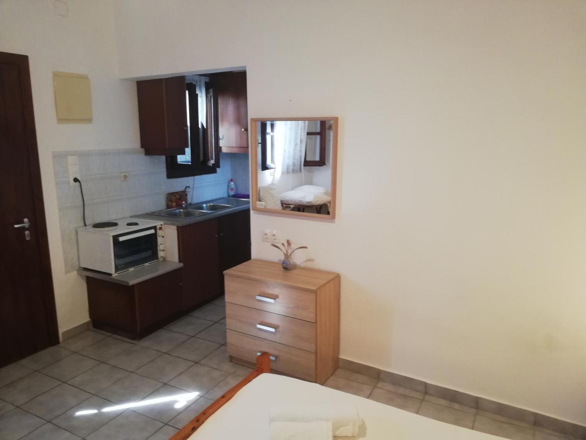 Ferienwohnung Pansion Katerina Skyros Acherounes Zimmer foto